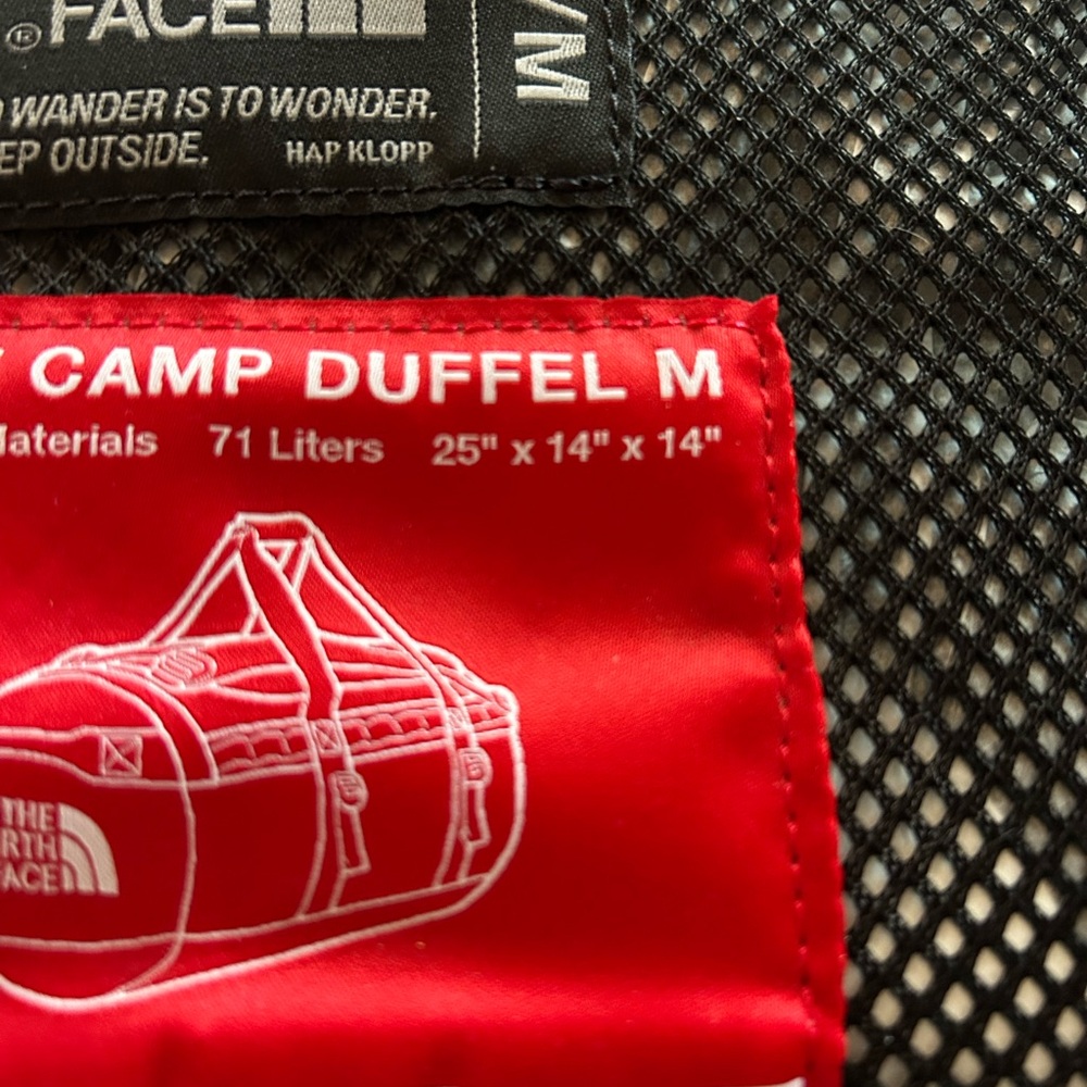 The North Face Black Base Camp Duffel M - Packable Travel Bag - Picture 7 of 7